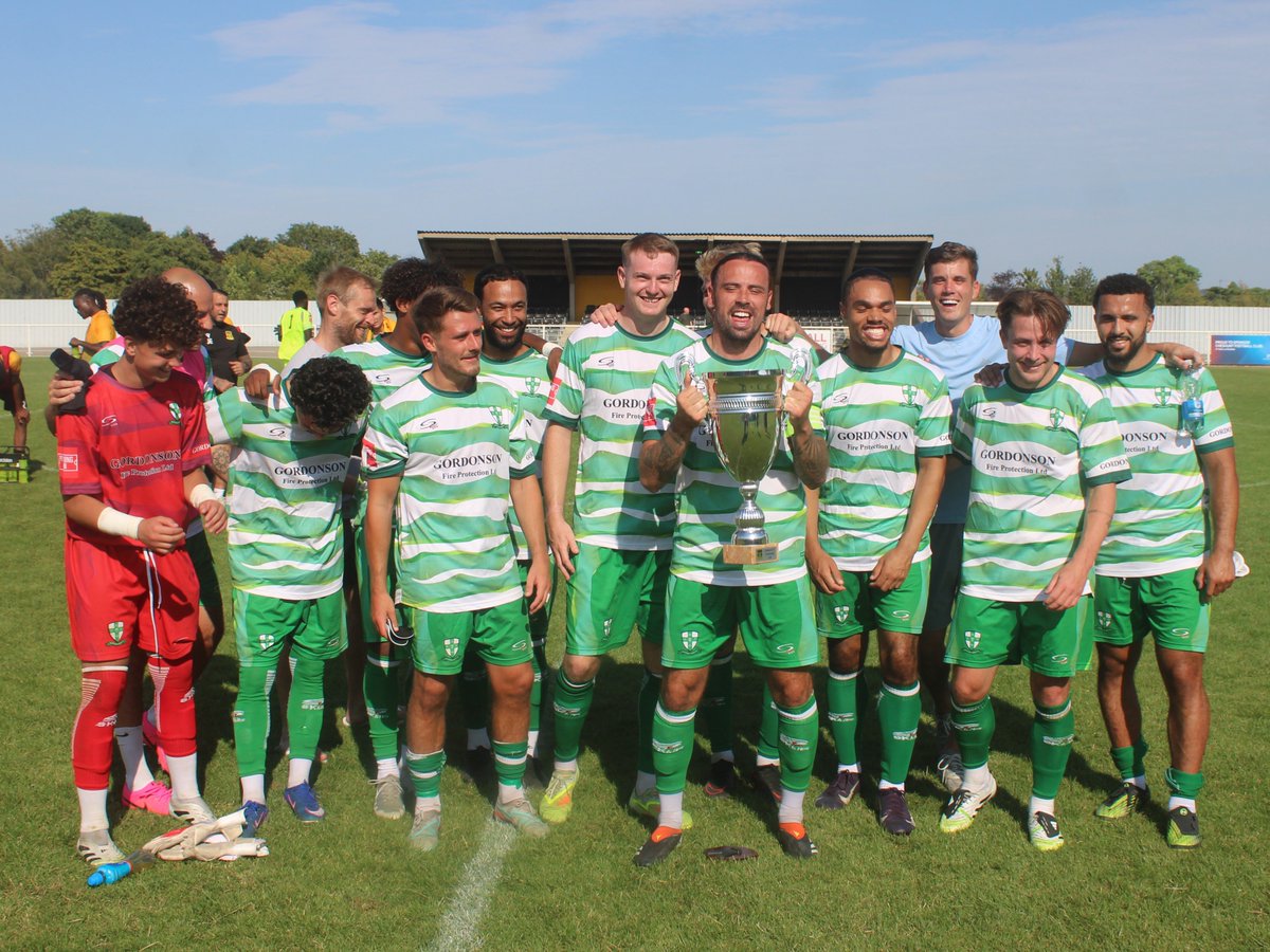 LocalBusDriver's tweet photo. @walthamabbeyfc retained the Cheshunt Community Cup this year after beating @cheshuntfcscore 2-1 in a closely fought local derby raising funds for https://t.co/ZF1KOvYSKL
A few photos 📸 now on Flickr...https://t.co/Vw9ife5MeG https://t.co/1UEwsMyKKm