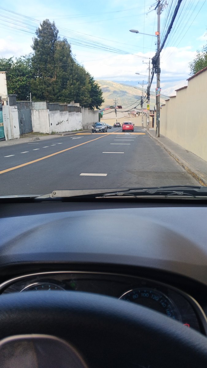 leo_dotado85's tweet photo. Alguna parejita por la ARMENIA puente 3
Para un rico trío 
Estoy con mi nave 
WhatsApp 0983607570 https://t.co/I6OFloxEEZ