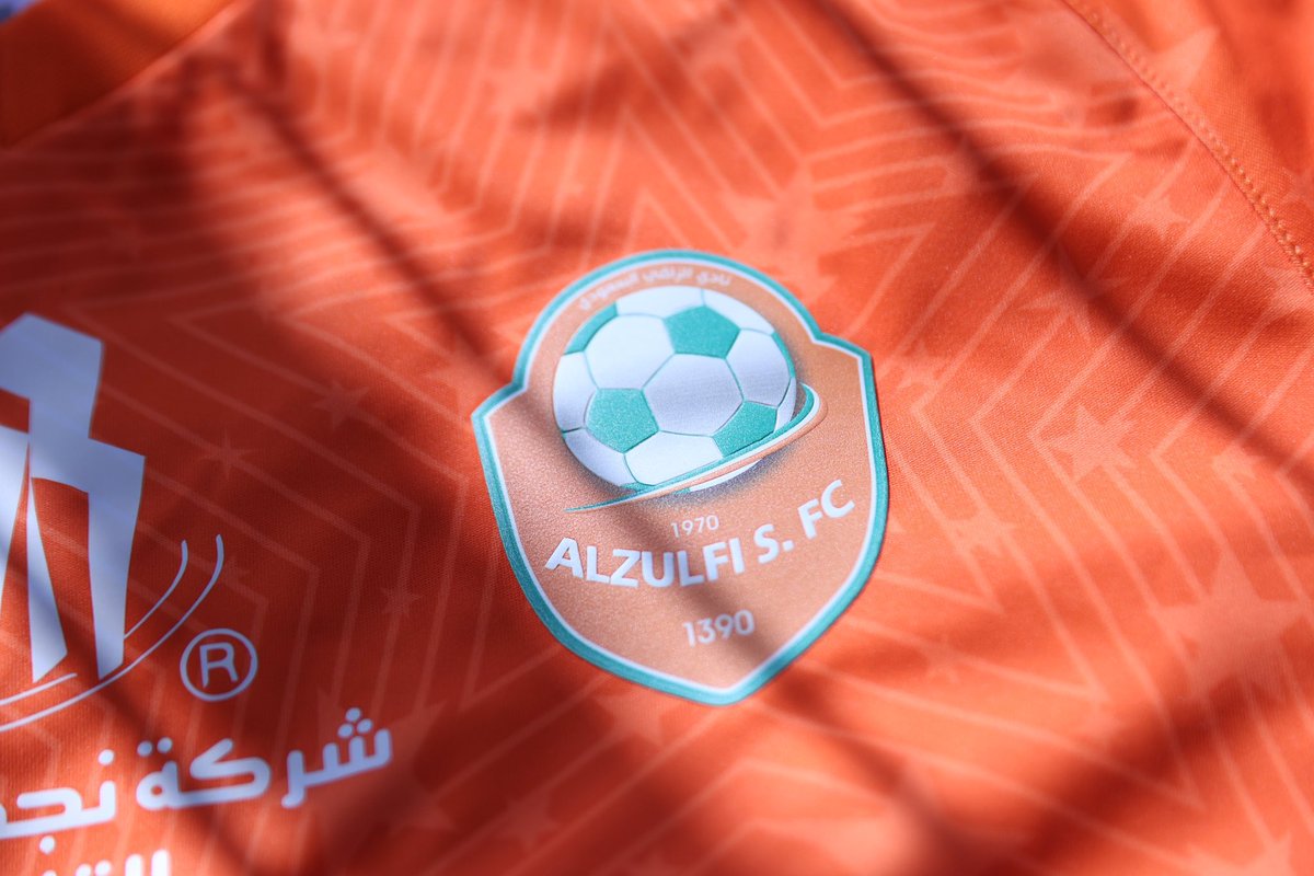 NajdZulfi's tweet photo. 🚨 عـاجـــل 🚨 

مواعيد قمم #الزلفي في دوري يلو: 

الجولة 2 | الوحدة 🏠🔴 
الجولة 3 | العروبة ✈️🟡
الجولة 5 | الطائي ✈️⚪️
الجولة 6 | الرائد 🏠🔴
الجولة 8 | العُلا 🏠🔵
الجولة 9 | النجمة ✈️🟢
الجولة 12 | الجبلين ✈️🟤
الجولة 14 | ضمك 🏠🔴
الجولة 16 | الاخدود 🏠🔵

الجولة 19 | الوحدة ✈️🔴
الجولة 20 | العروبة 🏠🟡
الجولة 22 | الطائي 🏠⚪️
الجولة 23 | الرائد ✈️🔴
الجولة 25 | العُلا ✈️🔵
الجولة 26 | النجمة 🏠🟢
الجولة 29 | الجبلين 🏠🟤
الجولة 31 | ضمك ✈️🔴
الجولة 33 | الاخدود ✈️🔵