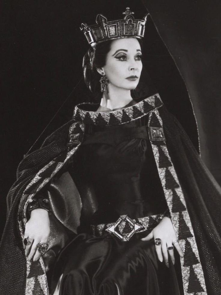 HirookaRicardo's tweet photo. Vivien Leigh, Lady Macbeth, 1955 https://t.co/GSWgEfaFUV