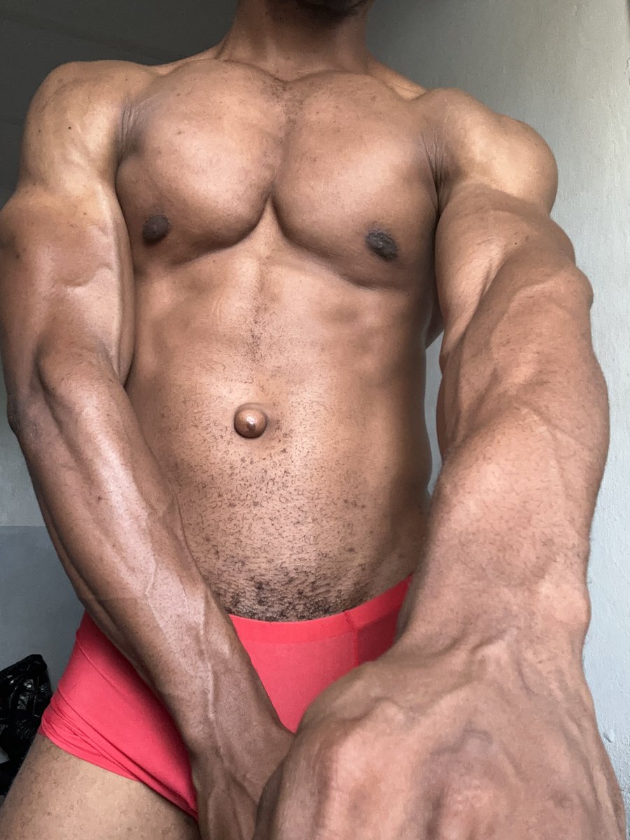 callmeprotein's tweet photo. You need ask yourself if you wanna be a “good person” for whatever benefit comes with it or you are genuinely a good person 🤔 https://t.co/QpvF4Hf2V8