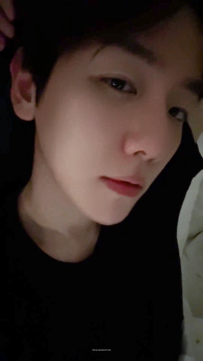 kkaebsongHyunie's tweet photo. [072626] BAEKHYUN BUBBLE 💭

(he just sent two photos) https://t.co/eCVRK8vdHC