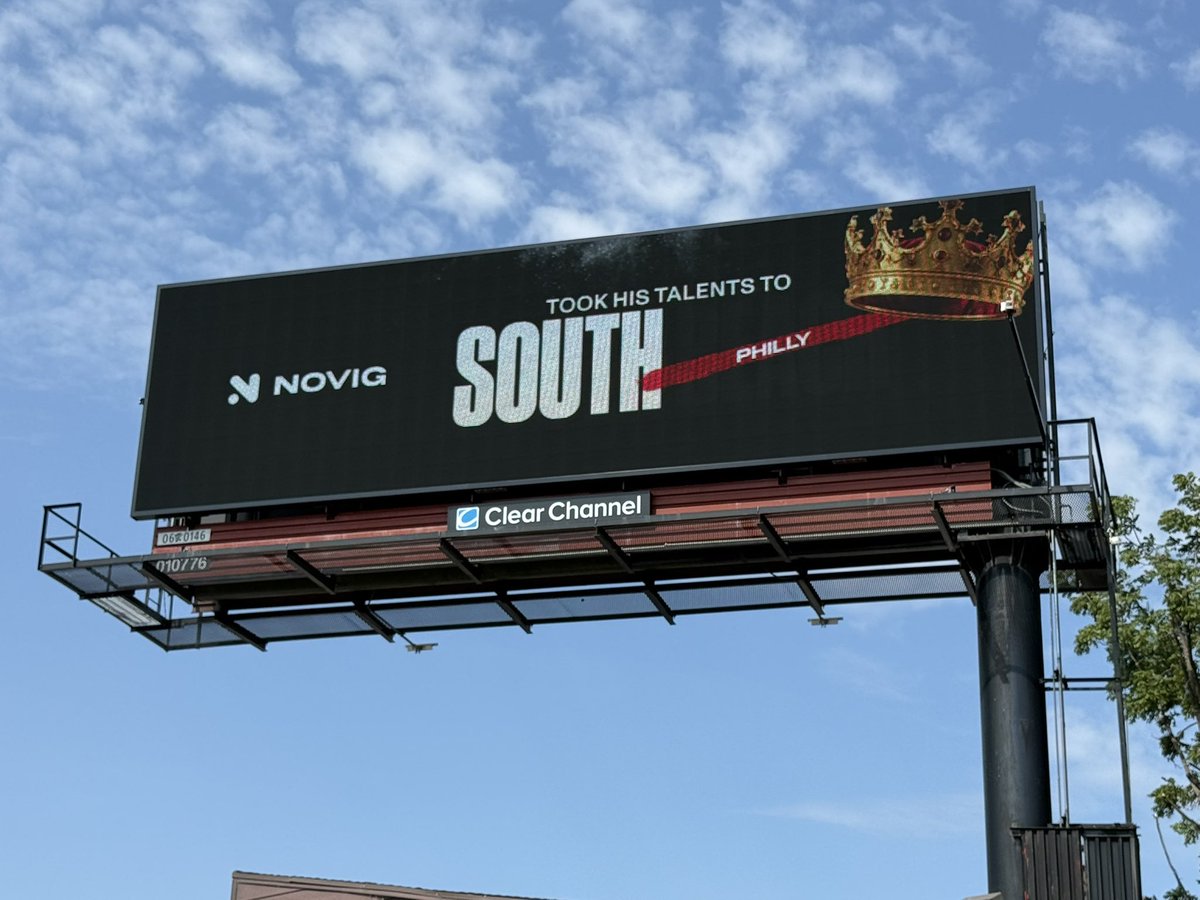 KingWitness_'s tweet photo. THE LEBRON JAMES 76ERS BILLBOARDS GO CRAZY  👑👑 🔥🔥#LEBRONFC https://t.co/nicBYnSGOP