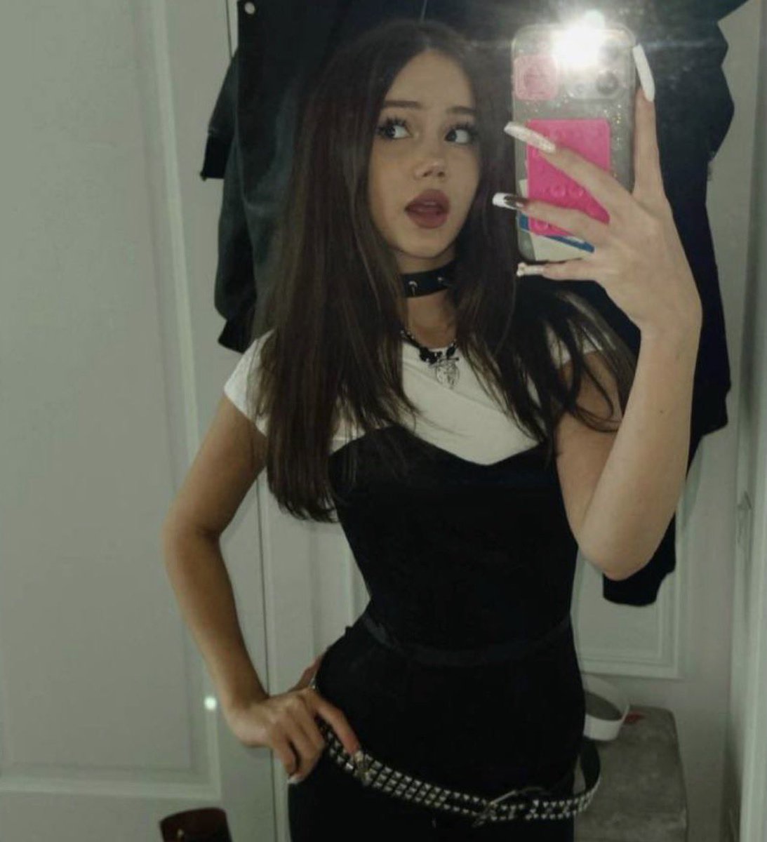 MirelisBeatriz's tweet photo. If uu want to jrkkk off, lock your doors and look at the comments

Click the link in my bio if you’re curious 👀 https://t.co/xgdM31blLS