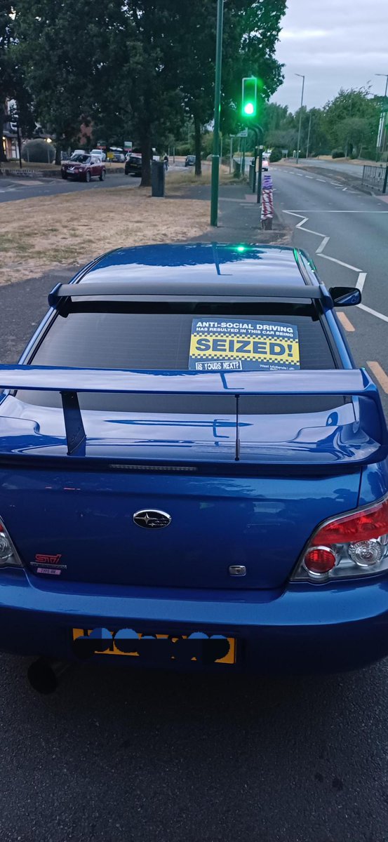 Trafficwmp's tweet photo. #RHPT on #OpHercules tonight. With new section 59 Police Reform Act powers now live it didn't take long for the first seizure of the night!
#nowarning
#roadsafety https://t.co/JMBPxcPlyX