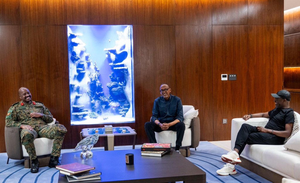 NewTimesRwanda's tweet photo. PHOTOS: President #Kagame on Saturday received Gen. Muhoozi Kainerugaba, Chief of Defence Forces of the Uganda People’s Defence Forces (UPDF).

According to Village Urugwiro, their discussions focused on strong bilateral cooperation between #Rwanda and Uganda, as well as regional peace, security, and stability.