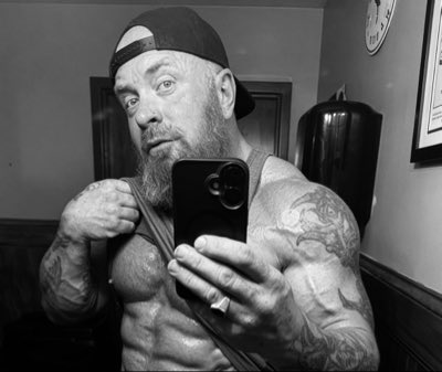 LucosTepes's tweet photo. #NewProfilePic https://t.co/hKZ1G8iH0q