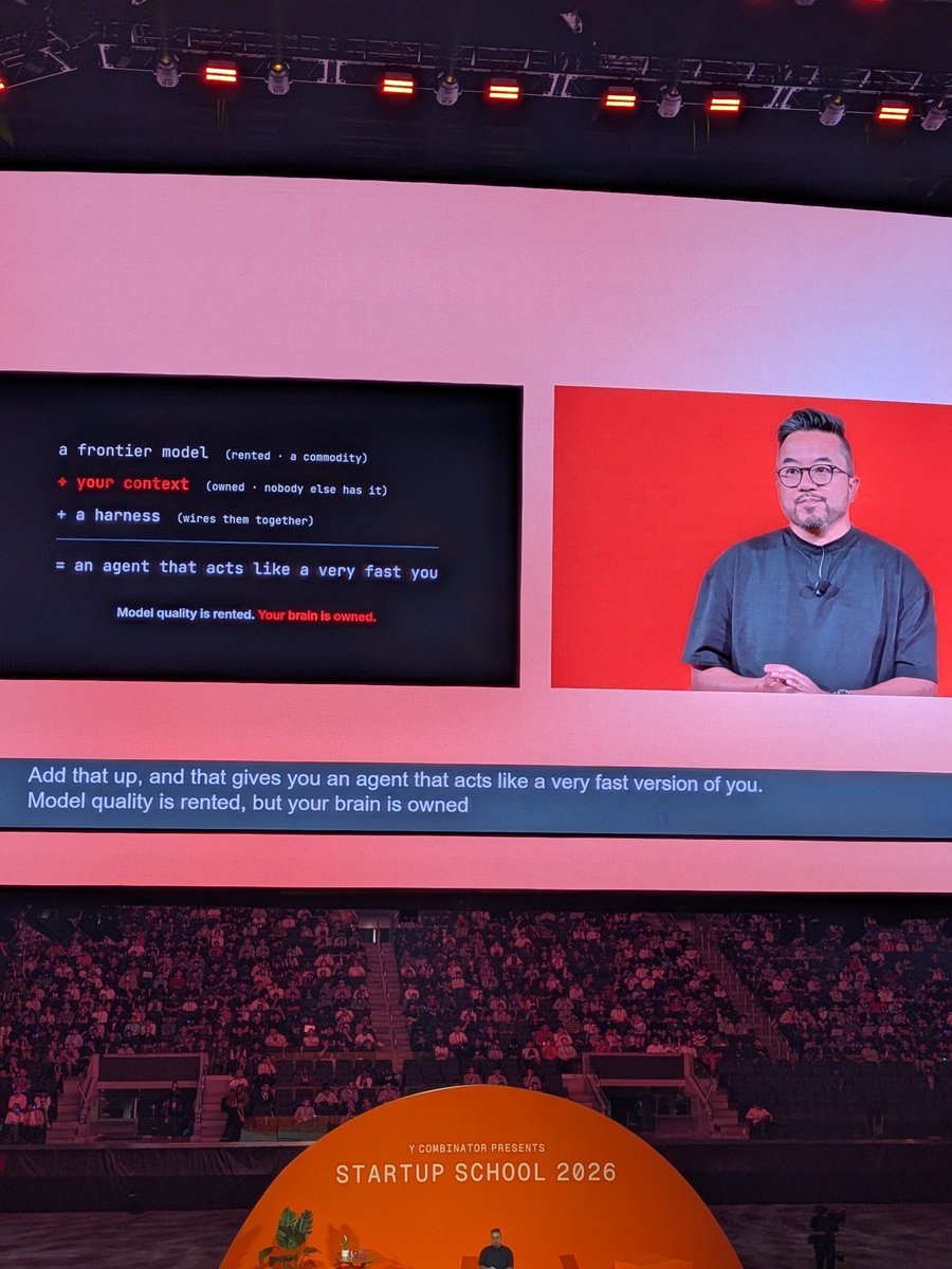 browseragentgal's tweet photo. Strong, powerful talk and messages by @garrytan @ycombinator 

"If you have to redo the same thing again manually you have failed"

"You can fly now, not metaphorically, mechanically."

"Its all made up but you get to make it up"

#YCSUS https://t.co/NhLapvQTbg