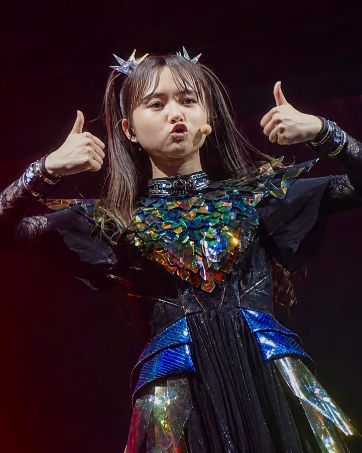 HIGATOM1's tweet photo. #MOAMETAL

お早う御座います🌕

モアさ～ん!!

あまりにも暑すぎるので
出かけたくなくて…

ずっと気になってた
『靴のお手入れ』
ひたすらやってみたら…

古びた 靴たちが
再び輝き始めたんです⟡.·*.

ただそれだけで
とても 嬉しくなって♬.*ﾟ

結局
外 行っちゃって
歩き廻って 大汗かいて(笑 https://t.co/CLjQwFR8Vc