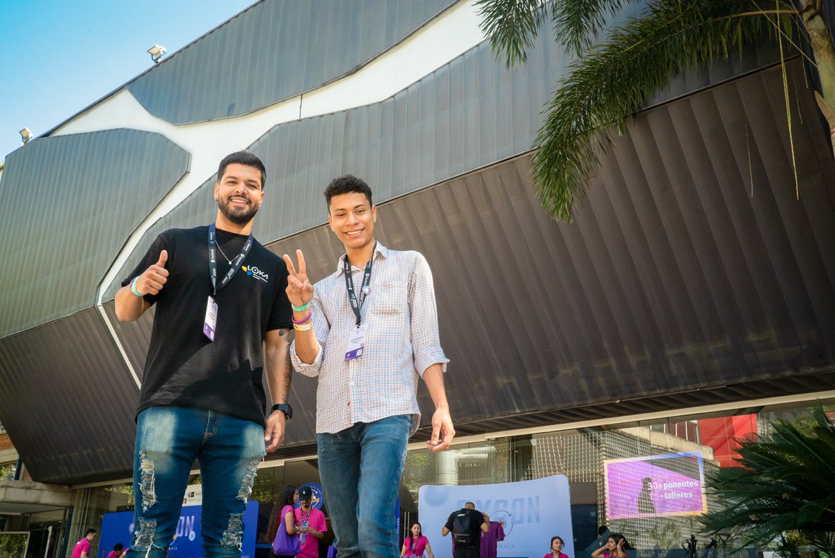 pyconcolombia's tweet photo. Una jornada más en PyCon Colombia 2026 🐍📚 Seguimos aprendiendo, compartiendo y fortaleciendo la comunidad Python en cada charla, taller y encuentro. Gracias a quienes hacen posible este espacio con su participación y entusiasmo.
#PyCon #PythonLive #medellin #PythonCommunity https://t.co/2cObvtdEdf