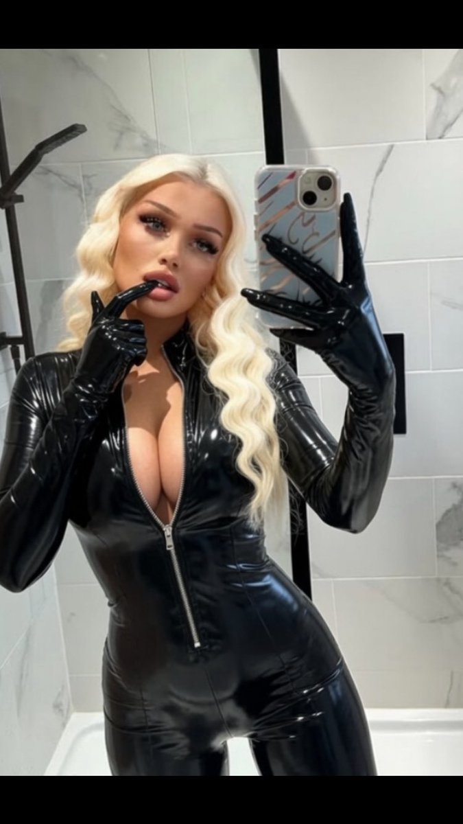 lilydomm's tweet photo. I’ll ruin your life and you will love it! 😈
#findom #femdom #humanatm #cuck #latexfetish #goddess #cuckbf https://t.co/O6TtASKgYZ