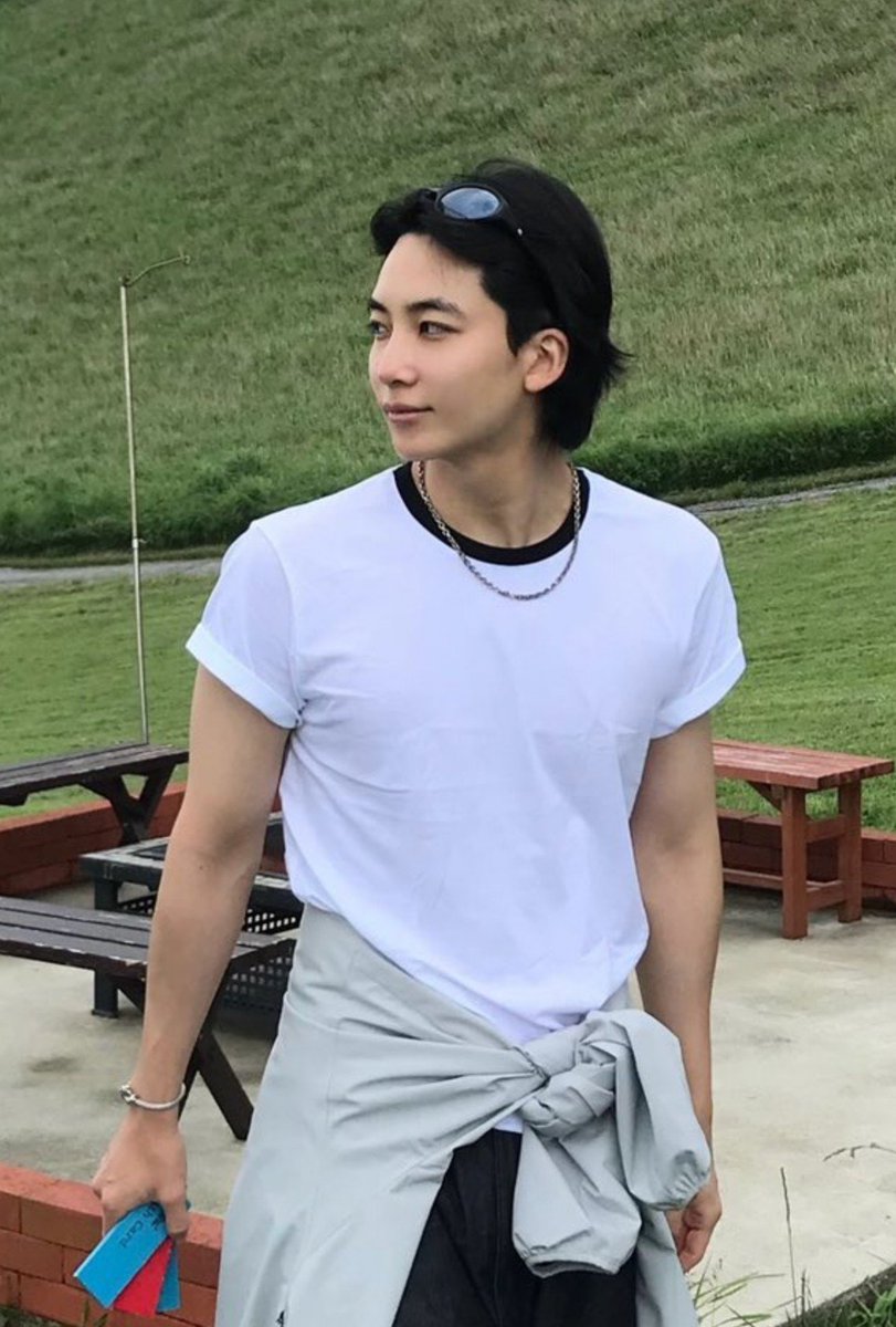 lovedbyhannie's tweet photo. Yeah 100% My type. https://t.co/c7zVh5MRfm