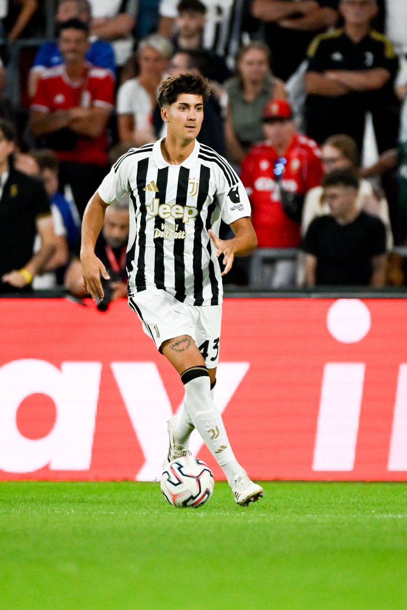 JuveGiovanili's tweet photo. Wall 🧱 https://t.co/EiTmDWV23o