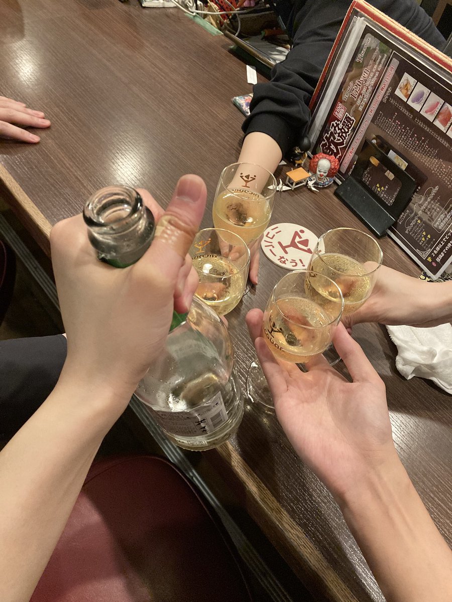 345_nicobar's tweet photo. バースデー2日目、ほんまにありがとうございました！！！
1年目の生誕で不安もありましたが、
皆様暖かくお祝いしてくださり、
本当に嬉しかったです。
気は早いですが、来年のバースデーも楽しみになってきました！！！

その前に周年かな☺️
改めまして、皆様本当にありがとうございました！！ https://t.co/SgdthNe8uq