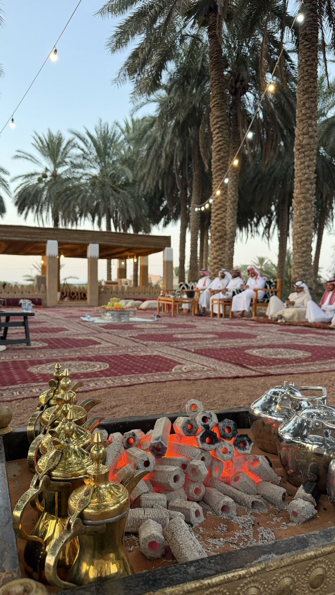 alsalmaany's tweet photo. ترى اهل الجود نعرفها قبل لا نعرف الماجود
سمات الطيبين  .  .  . وجيهها ماهي مخابيها https://t.co/dpphQTM7BI
