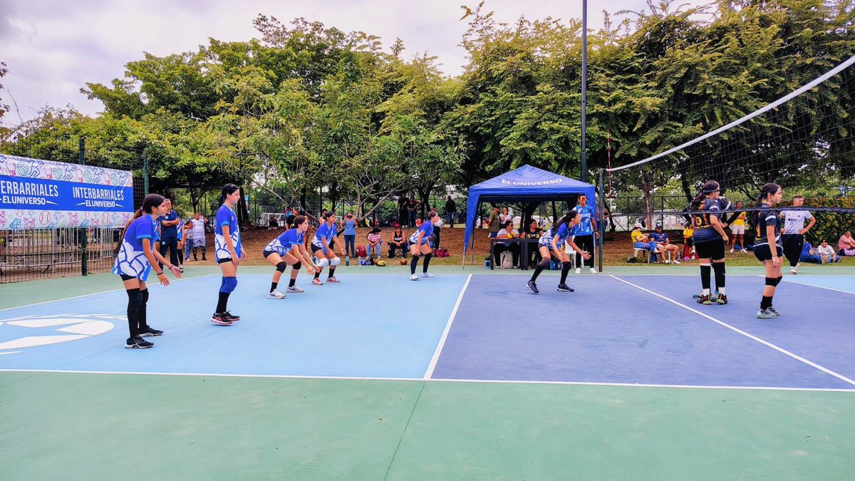 csevoleibol's tweet photo. @JDJimenezV Compartimos postales y videos de nuestras chicas de las cuales estamos muy orgullosas de ellas 💪🏼 https://t.co/qAArNs3nku