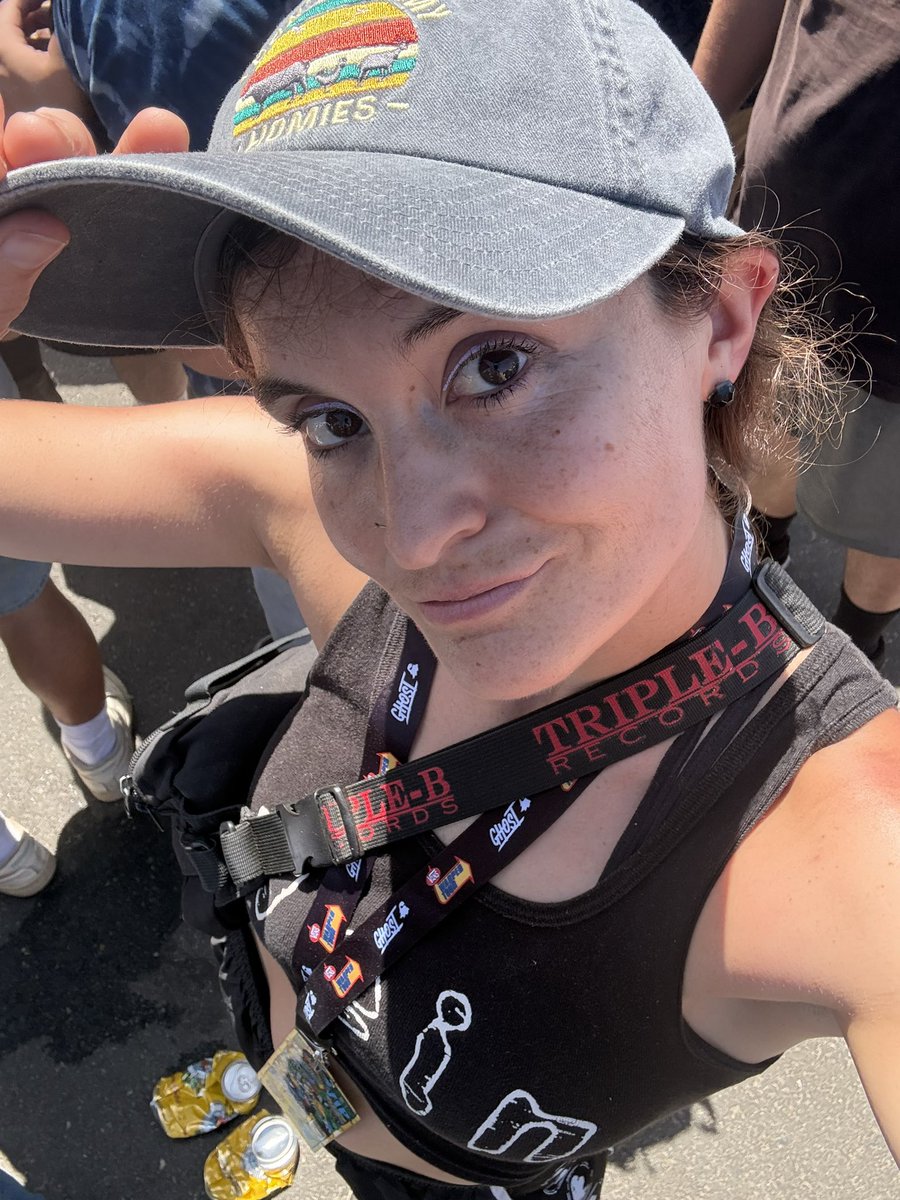 XxRevsPerMilexX's tweet photo. Ready for @bigahhtruck and @painoftruthhc! I may or may not get fucked up! ❤️‍🔥❤️‍🔥❤️‍🔥 https://t.co/4eACsOtwF3