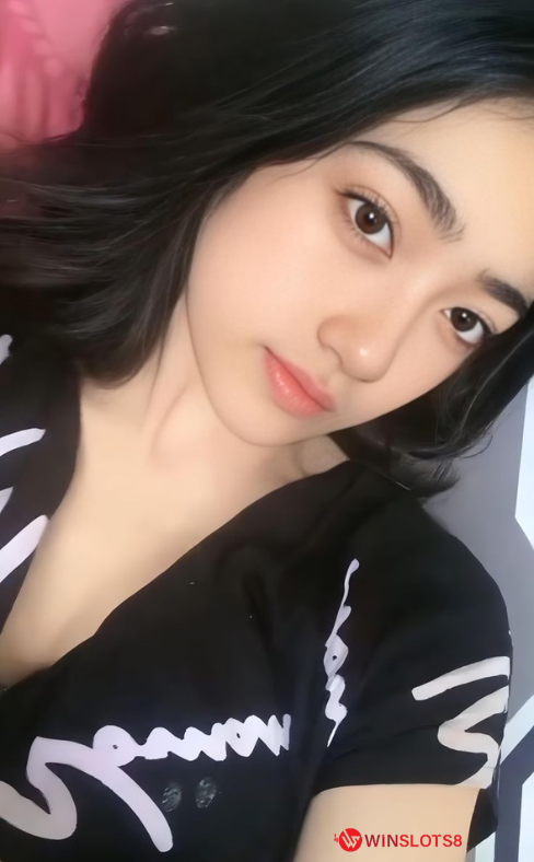 Radmir199451's tweet photo. MENJUMPAI PACAR UNTUK MINTA SESUATU... https://t.co/xhfrlqbHNi