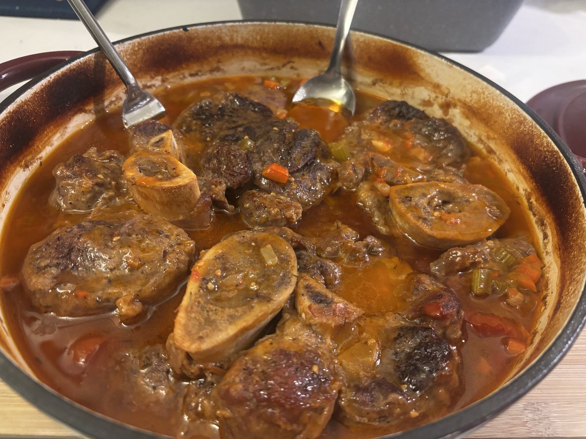 sfrantzman's tweet photo. Our Ossobuco at #chezfrantzman; made the usual way with a mirepoix and then the shanks and beef broth and tomato concentrate, bay leaf, red wine and then covered and in the oven for almost 3 hours at 200C https://t.co/jqQ2WjACVh