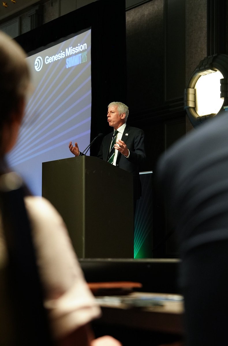SecretaryWright's tweet photo. Truly remarkable display of American ingenuity at the Genesis Mission Summit—uniting teams from across the nation to explore AI's transformative potential in healthcare, security and science.

American AI leadership will elevate every sector, and Genesis Mission is the catalyst. https://t.co/UrW8qFwiv9