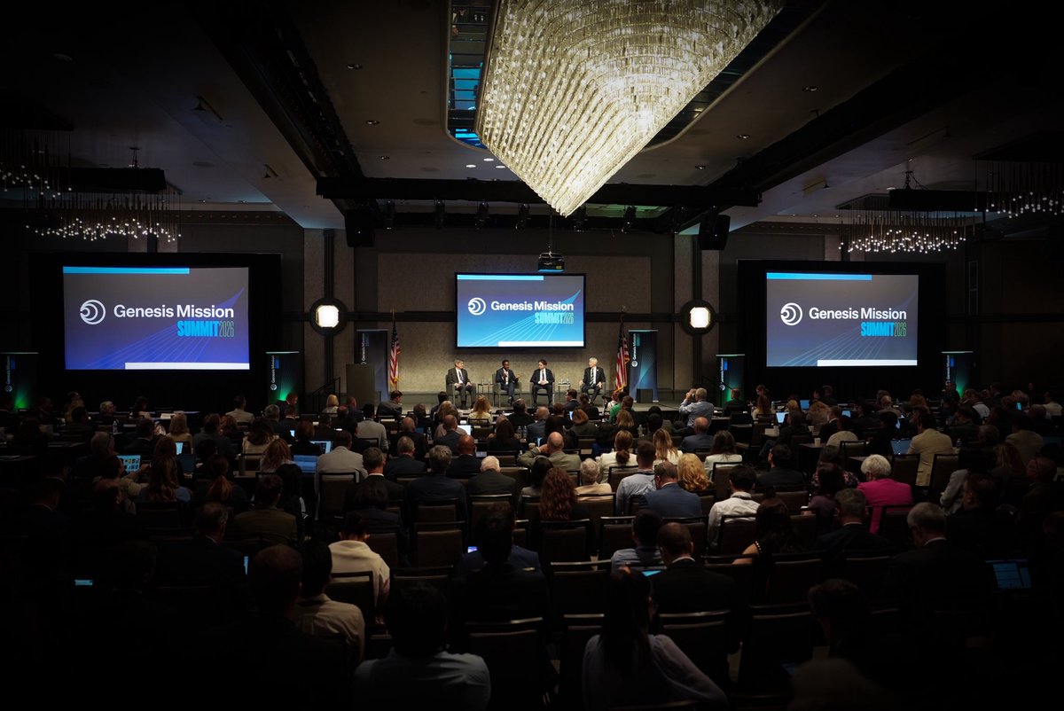 SecretaryWright's tweet photo. Truly remarkable display of American ingenuity at the Genesis Mission Summit—uniting teams from across the nation to explore AI's transformative potential in healthcare, security and science.

American AI leadership will elevate every sector, and Genesis Mission is the catalyst. https://t.co/UrW8qFwiv9