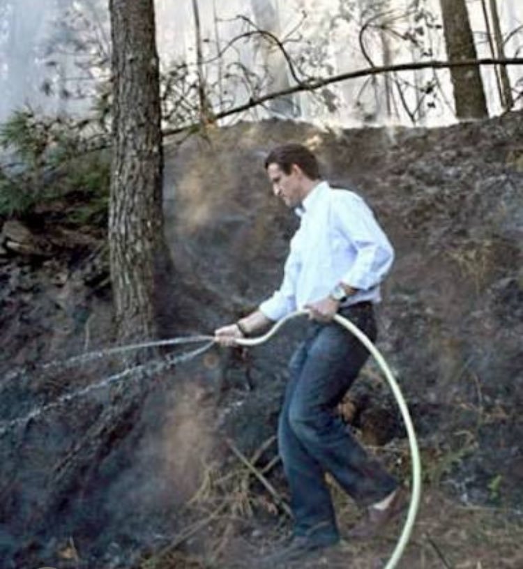 Rafaelraya13's tweet photo. Medidas del PP para apagar los incendios de Madrid https://t.co/v7uGCJ7I4a