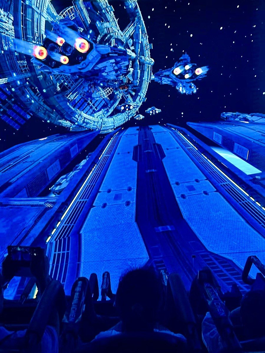 hspark223's tweet photo. Just binged the new indie sci-fi flick Echo Signal and my mind is still reeling—stunning visuals, that twist ending Total must-watch for any space thriller fan! https://t.co/7bBTF6RbzG