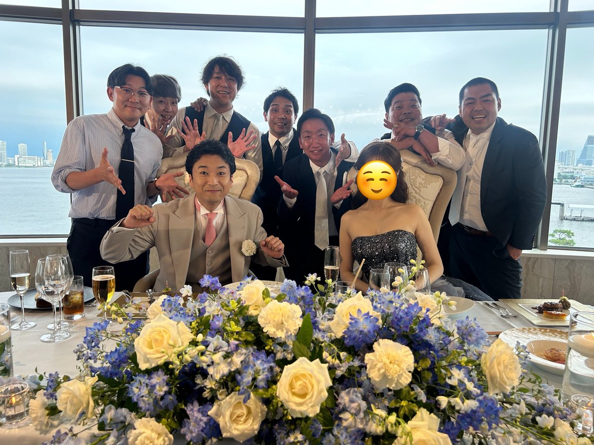 kurage_sugi's tweet photo. 素敵じゃないか吉野、結婚おめでとう！

実写版のポムポムプリンもいて最高の式でした！ https://t.co/aYtAXQHvwS