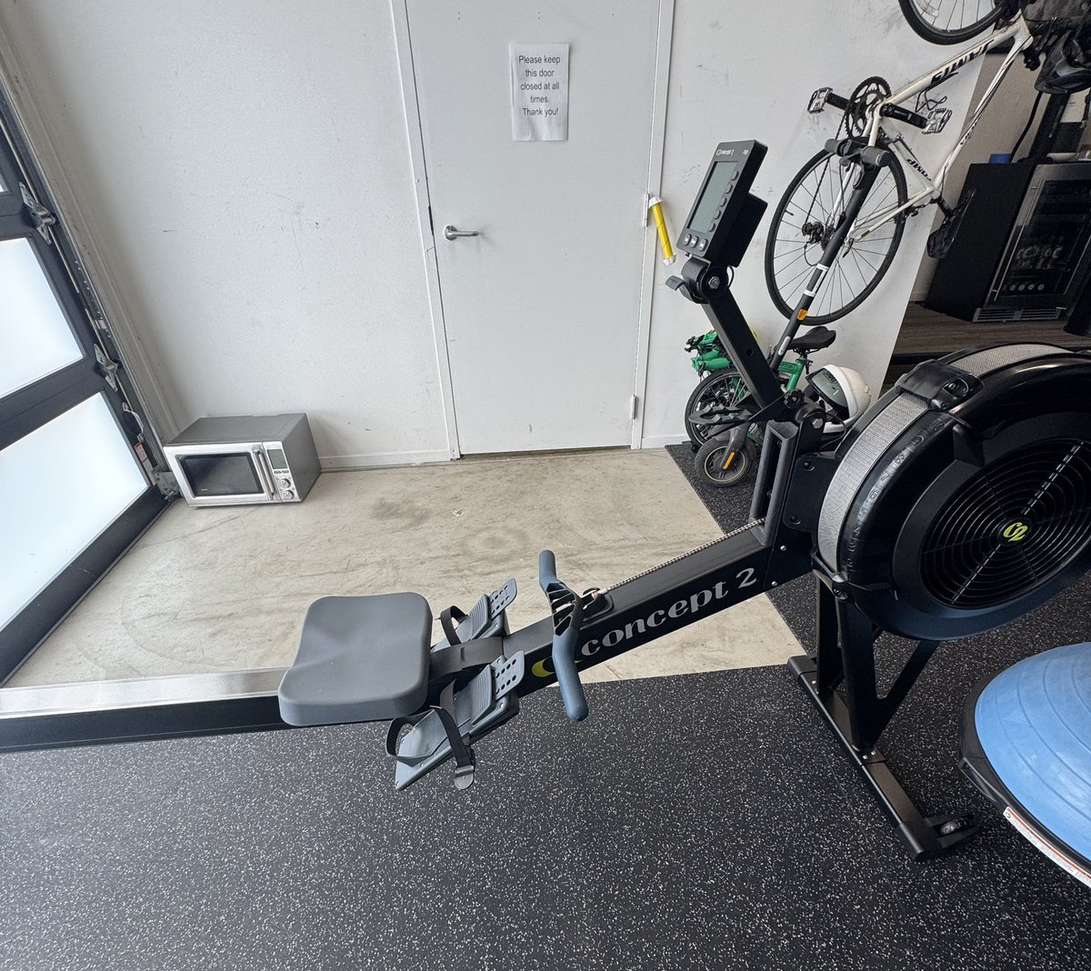 joshuaykoo's tweet photo. I should bring my Stanford teammates to come erg at the @cognition office lol https://t.co/Kwead3b2wz
