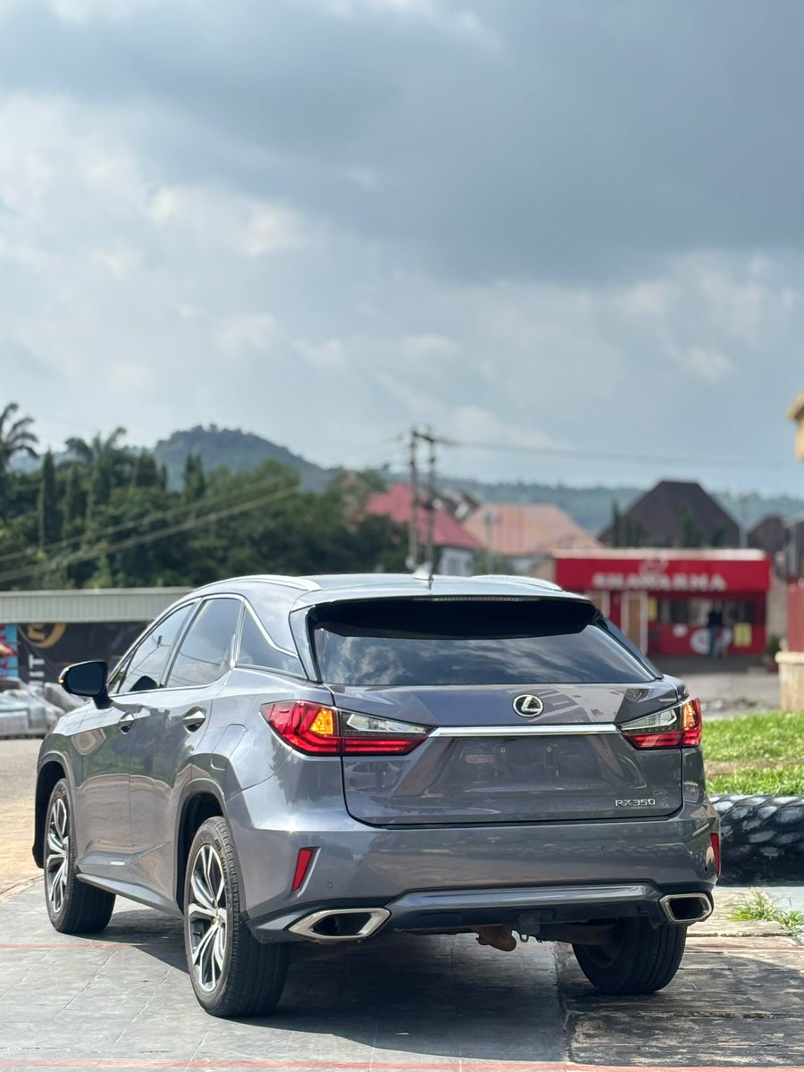 Lordvike007's tweet photo. 🧭🌴DISTRESS ‼️ DIRECT BELGIUM 🇧🇪 ALIKE UNREGISTERED 2016 LEXUS RX350 (FULLEST OPTIONS) ORIGINAL DUTY✅ KEYLESS ‼️ SUN ROOF ‼️ MOUSE‼️ NAVIGATION SCREEN‼️ POWER BOOT ‼️ PARK ASSIST ‼️AND LOT MORE.. 
HEADED FOR 30 MILLION NAIRA ONLY 🤝 https://t.co/SeX6C3FGoY