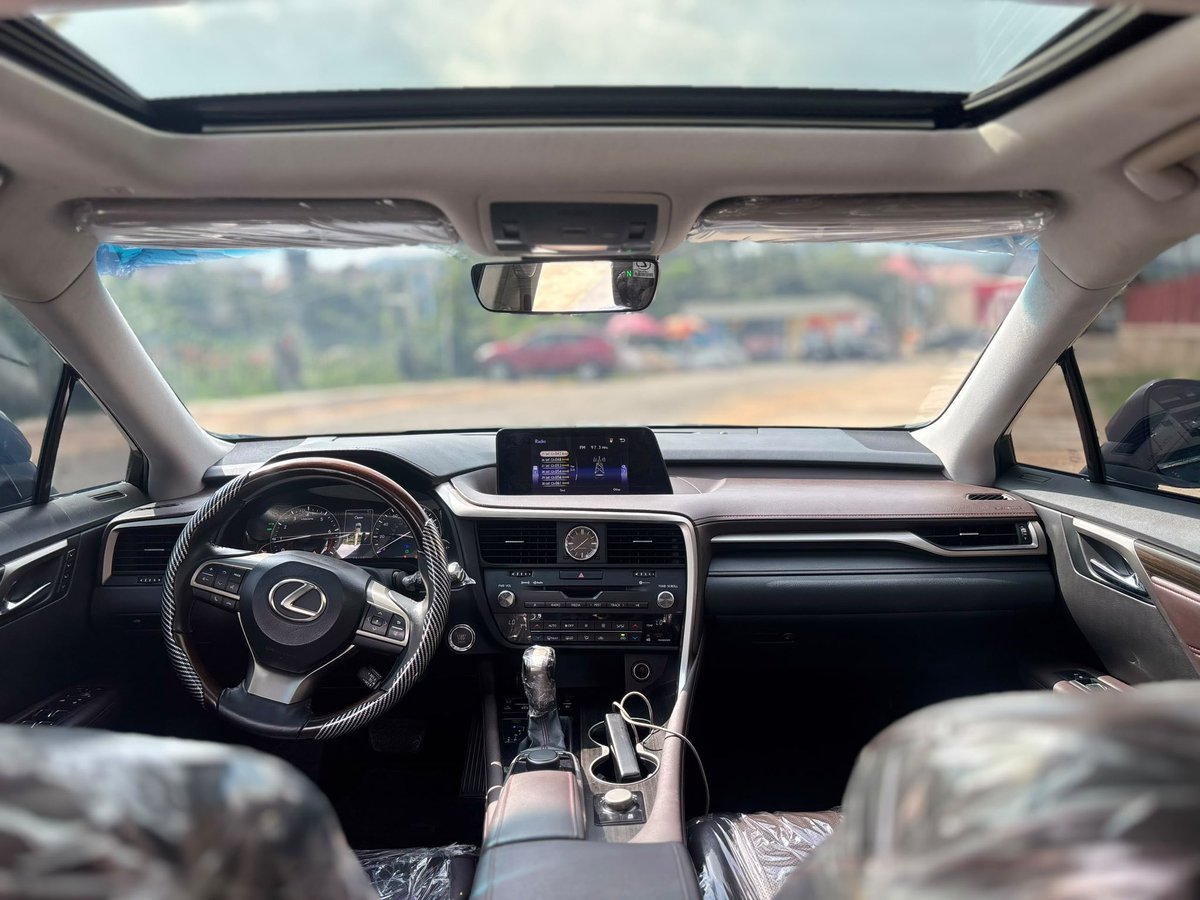 Lordvike007's tweet photo. 🧭🌴DISTRESS ‼️ DIRECT BELGIUM 🇧🇪 ALIKE UNREGISTERED 2016 LEXUS RX350 (FULLEST OPTIONS) ORIGINAL DUTY✅ KEYLESS ‼️ SUN ROOF ‼️ MOUSE‼️ NAVIGATION SCREEN‼️ POWER BOOT ‼️ PARK ASSIST ‼️AND LOT MORE.. 
HEADED FOR 30 MILLION NAIRA ONLY 🤝 https://t.co/SeX6C3FGoY