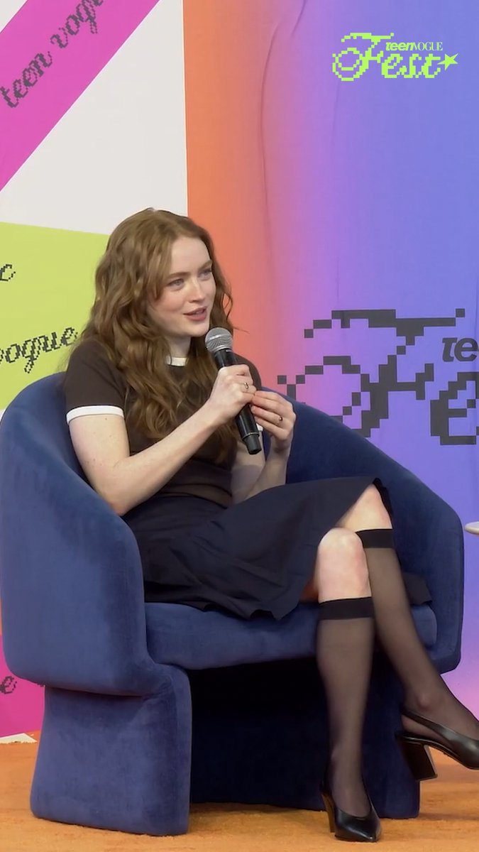 JumpTrailers's tweet photo. Sadie Sink at the Teen Vogue Fest https://t.co/klPf3SNQxN