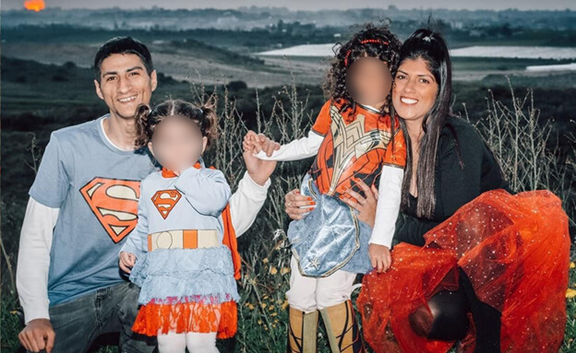 Mazelit_'s tweet photo. This Jewish couple was was murdered by Hamas in front of their two tiny children, Romi (6) and Lia (3). 

Thankfully, a local Muslim man helped save their children. 

🕯️Odaya Swissa (33)
🕯️Dolev Swissa (34) 

During the October 7th terror attack, mother Odaya watched Hamas kill her husband Dolev. She was rescued by a Muslim Bedouin construction worker named Amer, at least temporarily. 

Amer got into the driver’s seat to try and bring Odaya and the two young girls to safety at the Sderot police station, without knowing that it had been taken over by terrorists.

Both Abu Sabila and Odaya were murdered. Romi, 6, and Lia, 3, were lying on the floor of the car and were unscathed, directly according to Times of Israel. 

Harrowing video footage from that day shows the two young girls screaming for help as police officers arrived. “Are you police?” the young voice of Romi can be heard from inside the car. “Are you from Israel? Take us!”

Officers managed to bring the girls to safety in a nearby stranger’s house, where they hid in the safe room until their grandparents could be tracked down.

The children are now orphans; initial reports suggest their grandparents may be taking care of the two surviving children now. 

May Odaya and Dolev's memory be a blessing🎗️