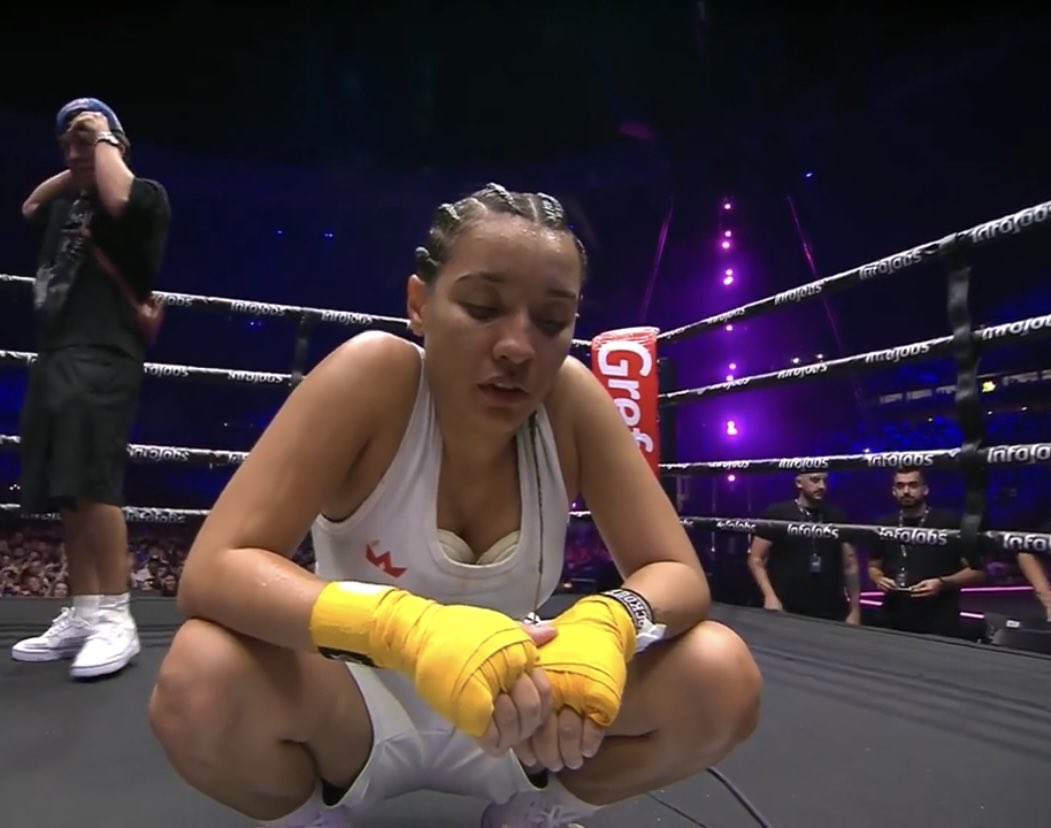 valxredd's tweet photo. lo diste todo alondra, siempre orgullosa de ti. mi campeona por siempre te amo https://t.co/hGazSFDhid