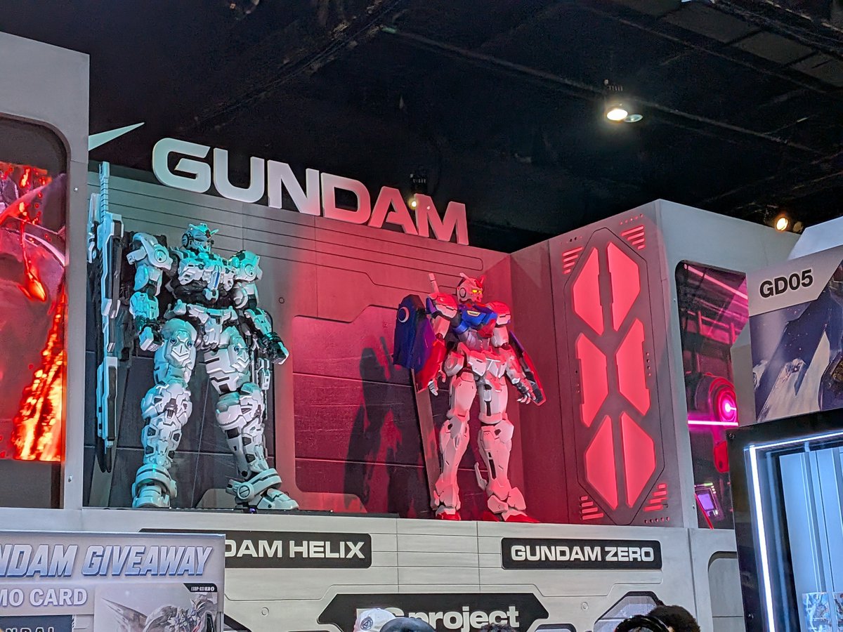 Chocopenguin07's tweet photo. Gundam rogue orbit https://t.co/b2cHBDZdrv