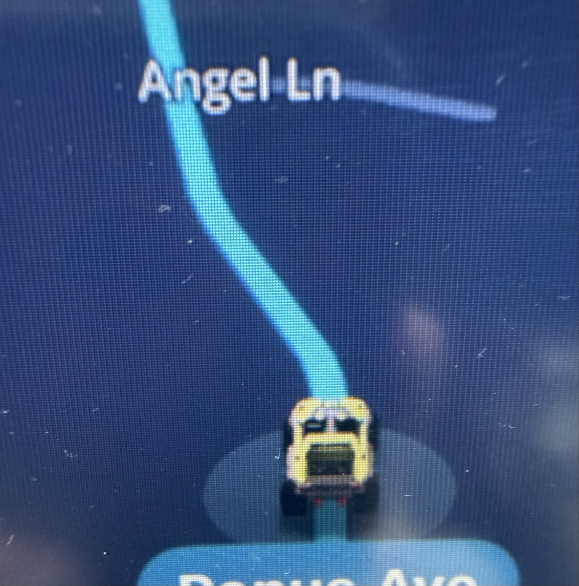 RAXRELOADED's tweet photo. You can turn your car into a warthog or ghost and have master chief direct you with the WAZE navigation app haha https://t.co/ZRG5gOfWdF