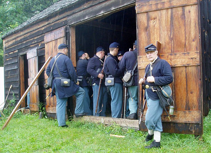 liny67th's tweet photo. COUNTERMARCH!!! (20 Years Ago) 22 - 23 July 2006: 4th Annual Civil War Reenactment at OBVR 

From our website, "This year's event fell the same weekend as the 145th Bull Run reenactment in Virginia. Most of our local cavalry opted to attend that event leaving the field to the infantry and two cannon (courtesy of Jackson's Flying artillery). Like last year, the 119th NY, 52nd NY, 14th Brooklyn plus ourselves camped at the Powell Farm. Unlike last year, the weather was brutally hot and humid making the periodic burst of torrential rain most welcome. Our First Sergeant made his debut as breveted Lieutenant and lead our company on Saturday while Your Correspondent was bumped up in rank from Private to Corporal. Despite the rough conditions, we perservered the full weekend and made the most of the situation."

https://t.co/PTSpcovIxB