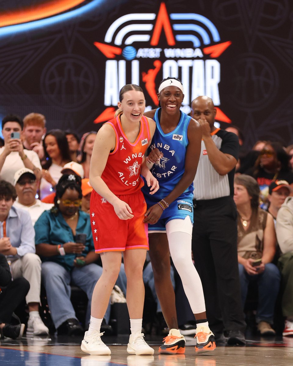 AtlantaDream's tweet photo. All-Star weekend energy 🫶 https://t.co/3ssx2ourWa