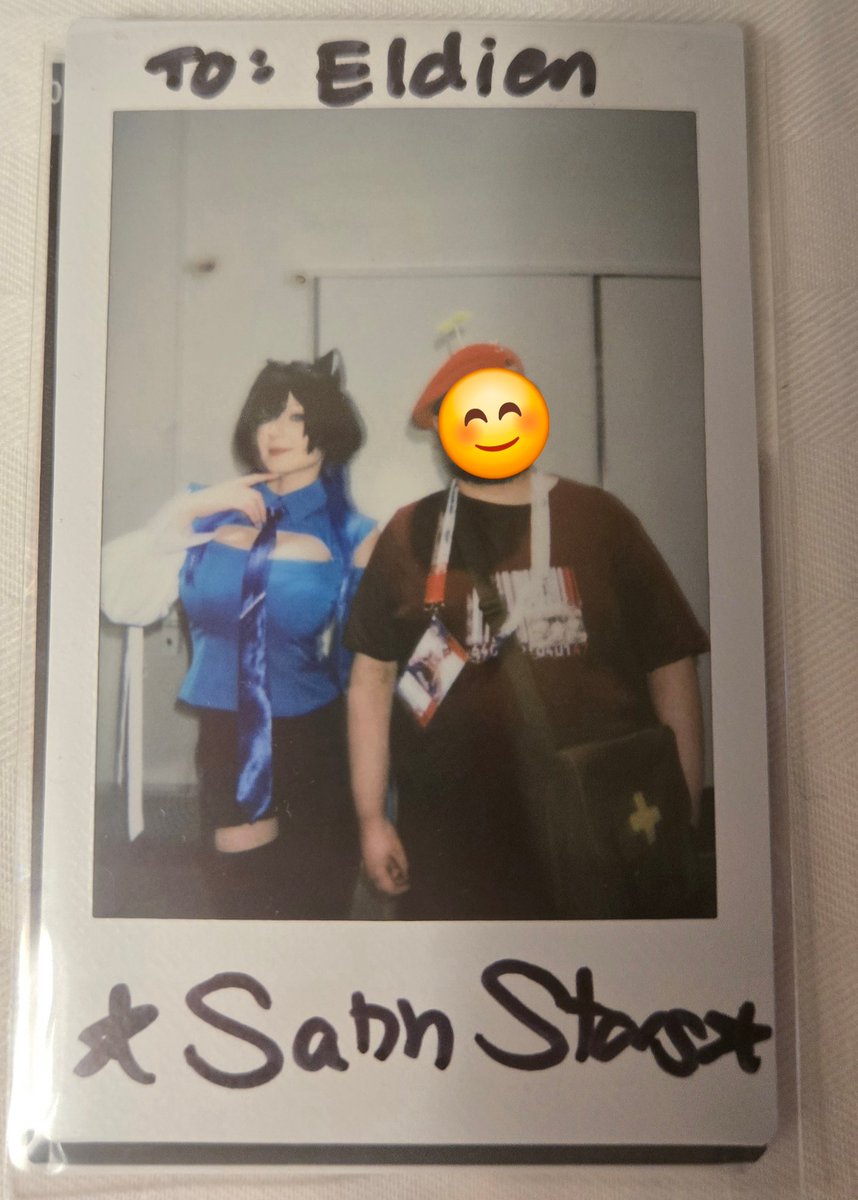 _tenmongaku_'s tweet photo. I also got to meet @satin_stars this year! I did see her last year, but I didn't say much because I'm really shy. 😅

I'm happy I was able to talk to her more this time. It was fun. Her cosplays are so good! Looking forward to seeing her again some day.

Thank you! https://t.co/xZmerYWDp4