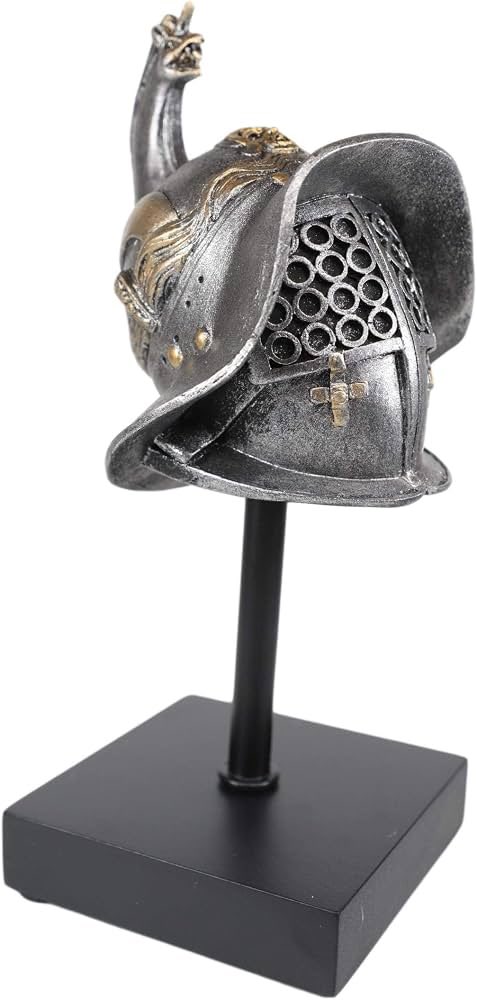 ikelizzz's tweet photo. Saldrá con este casco Roro? #LaVeladaDelAñoVI #LaVeladaDelAño6 https://t.co/qNgQ08RnLo