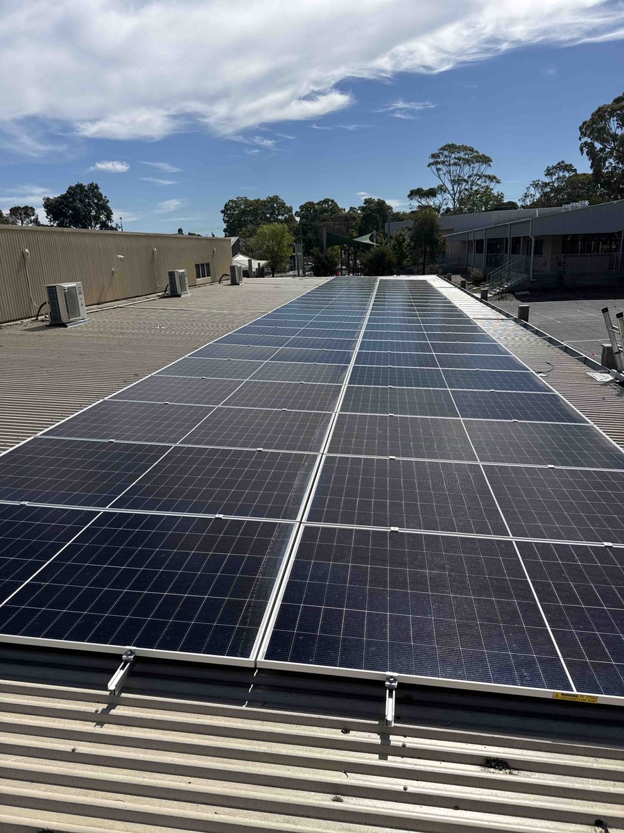 Solar_Link_Aust's tweet photo. Solar Link Australia
@Solar_Link_Aust
Solar Link - #CommercialSolar Division installed a 93.22Kw #SolarPower Installation at Montmorency Primary School. Annual Production - In excess of 122 Megawatts, CO2 emissions saving/year - 120 Tonnes. For a #SolarQuote call 1800155597. https://t.co/EmZT0fRaZj