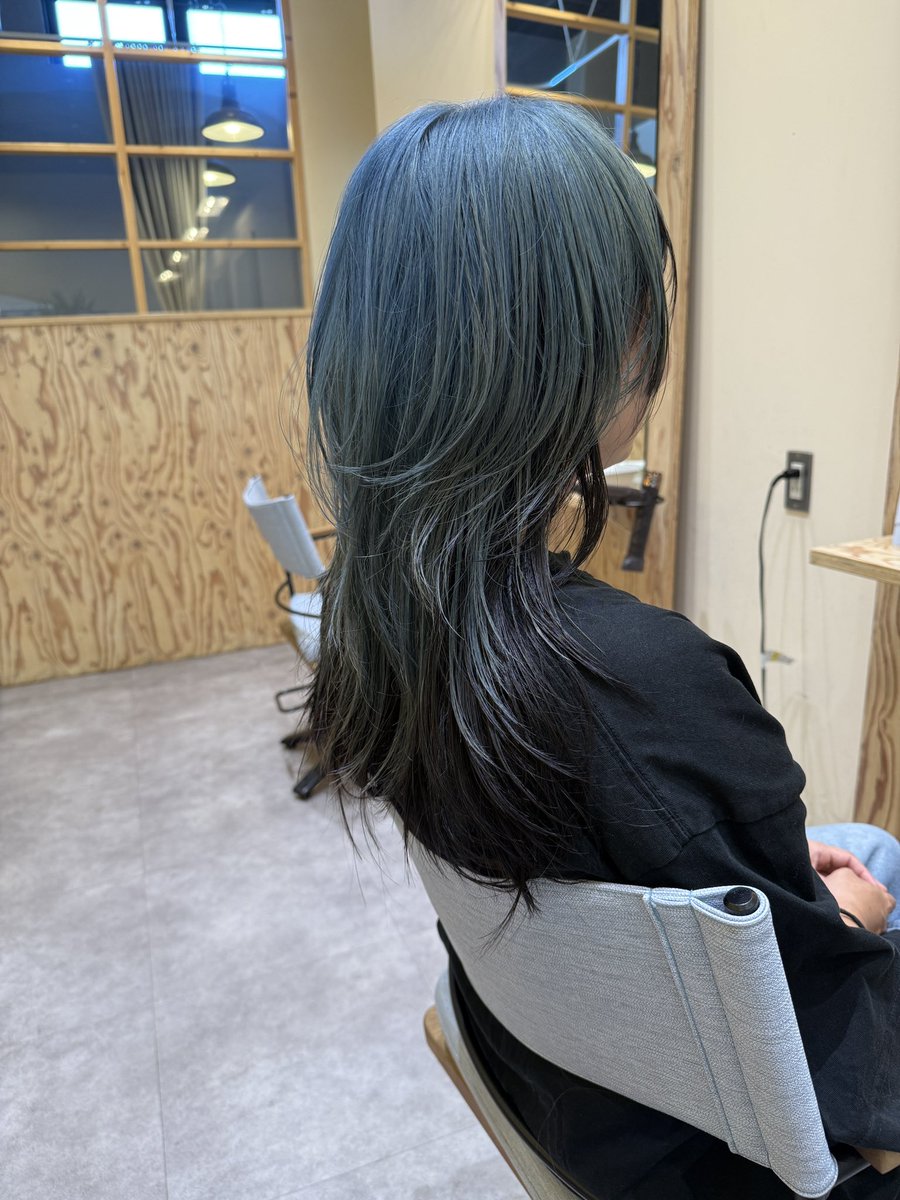 cho_rogi3's tweet photo. アンブレラカラーにしたらめちゃ可愛い
髪の毛縛る時に黒髪出てくるの可愛くてやって良かったー https://t.co/N5V2eI97QF