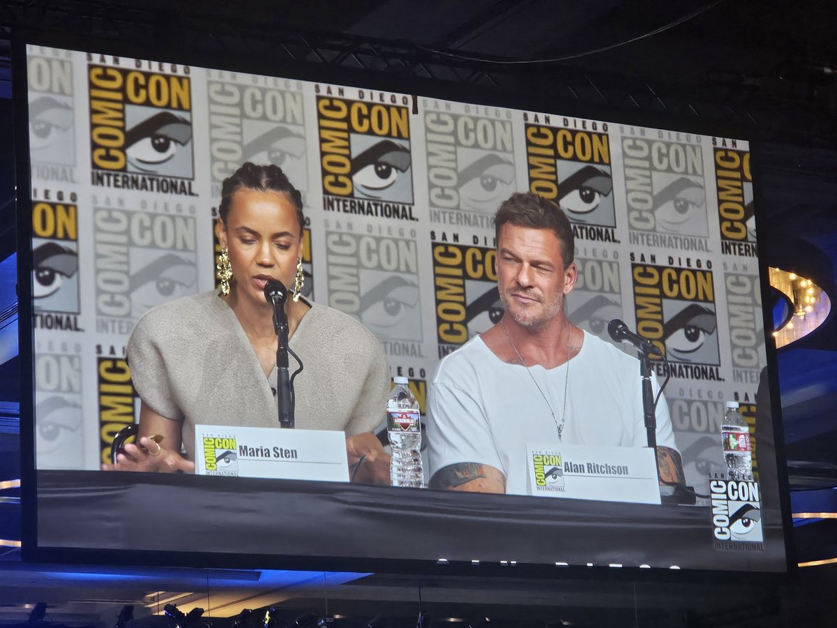 Seeing Night Reviews @ SDCC tweet media