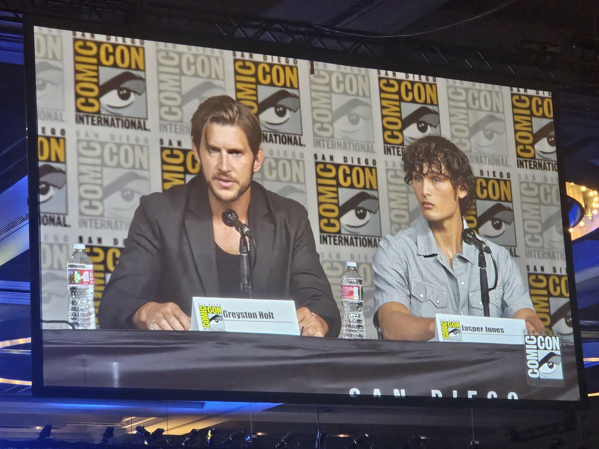 Seeing Night Reviews @ SDCC tweet media