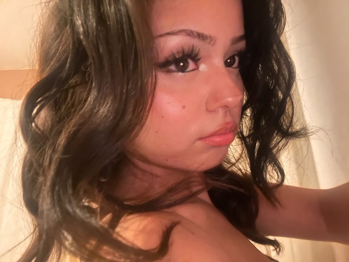 nana ᡣ𐭩 tweet media