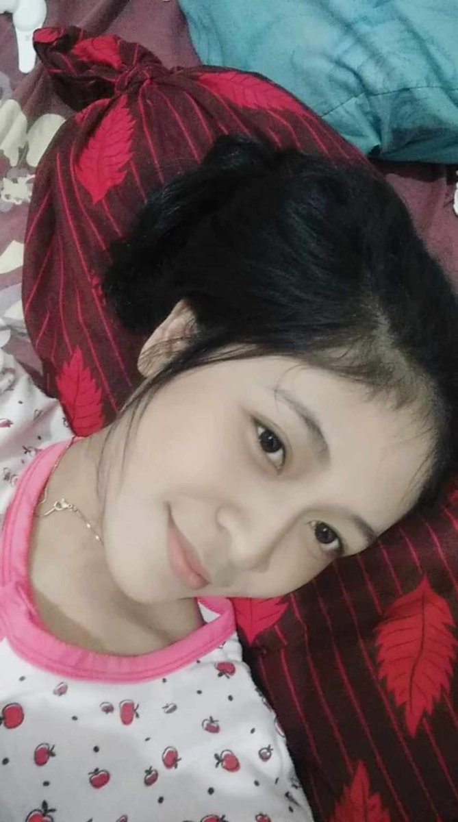 salmacsy's tweet photo. Minggu Minggu magger https://t.co/BxQQ4hfXen