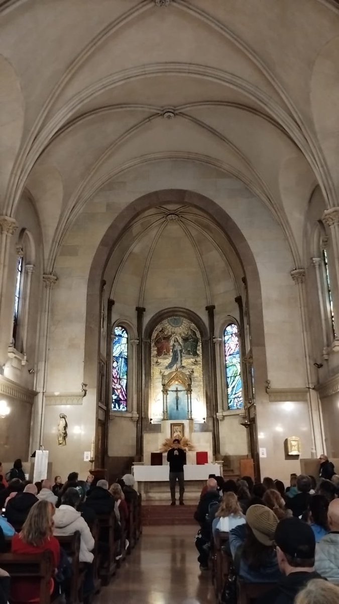 VeruskaHer's tweet photo. En Argentina, la Asociación Amigos del Camino de Santiago organiza todos los años una peregrinación de casi 27 km. Los kilómetros se certifican y cuentan para el Camino de Santiago de Compostela. Este fue parte del recorrido. Estoy recansada, fui sin entrenar, pero era mi promesa https://t.co/pCMukusuXi