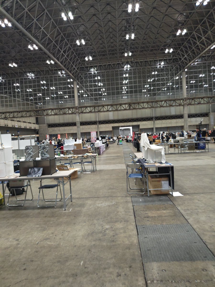 Amddma555's tweet photo. ワンフェス会場についた。 https://t.co/eYNVdrQA6X