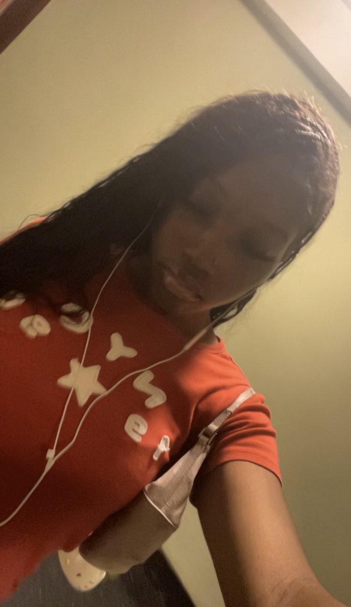 camtalked's tweet photo. i hope dat u find her https://t.co/puDoAaoMII