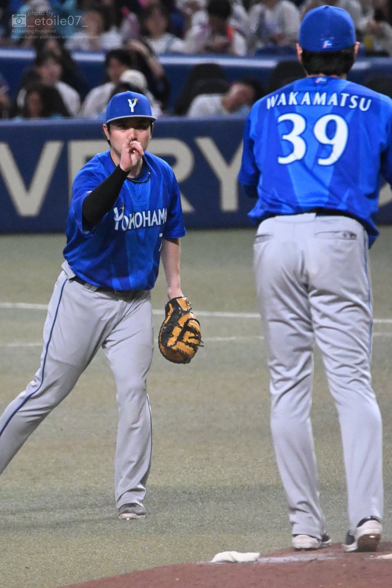 _etoile07_'s tweet photo. 2026.07.25 ⚾️ バンテリンドーム
（ 👀🤙🏻⚾️ ）
#baystars
#佐野恵太 選手
#若松尚輝 選手 https://t.co/CAXCOen4gh